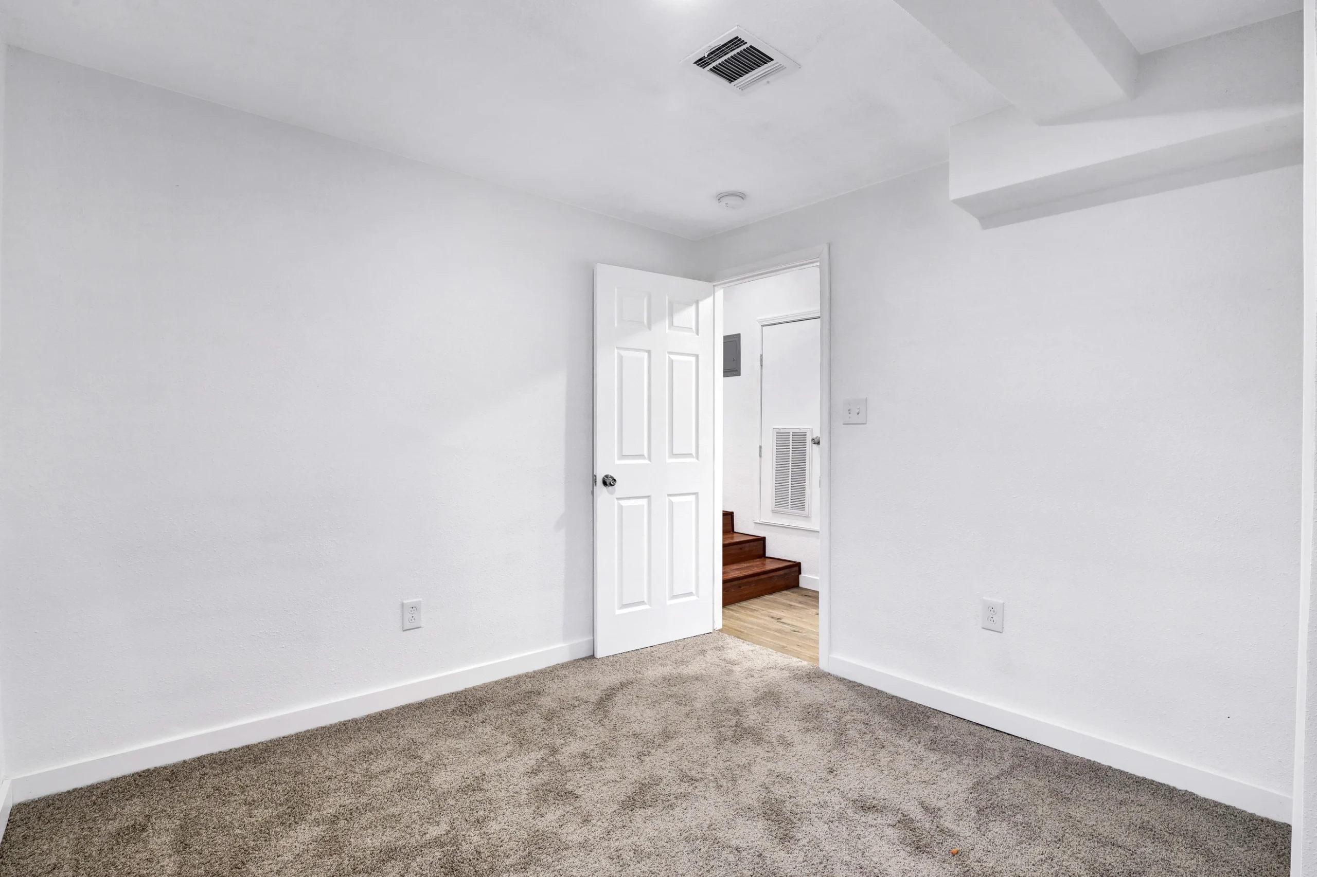 1920 Leal St