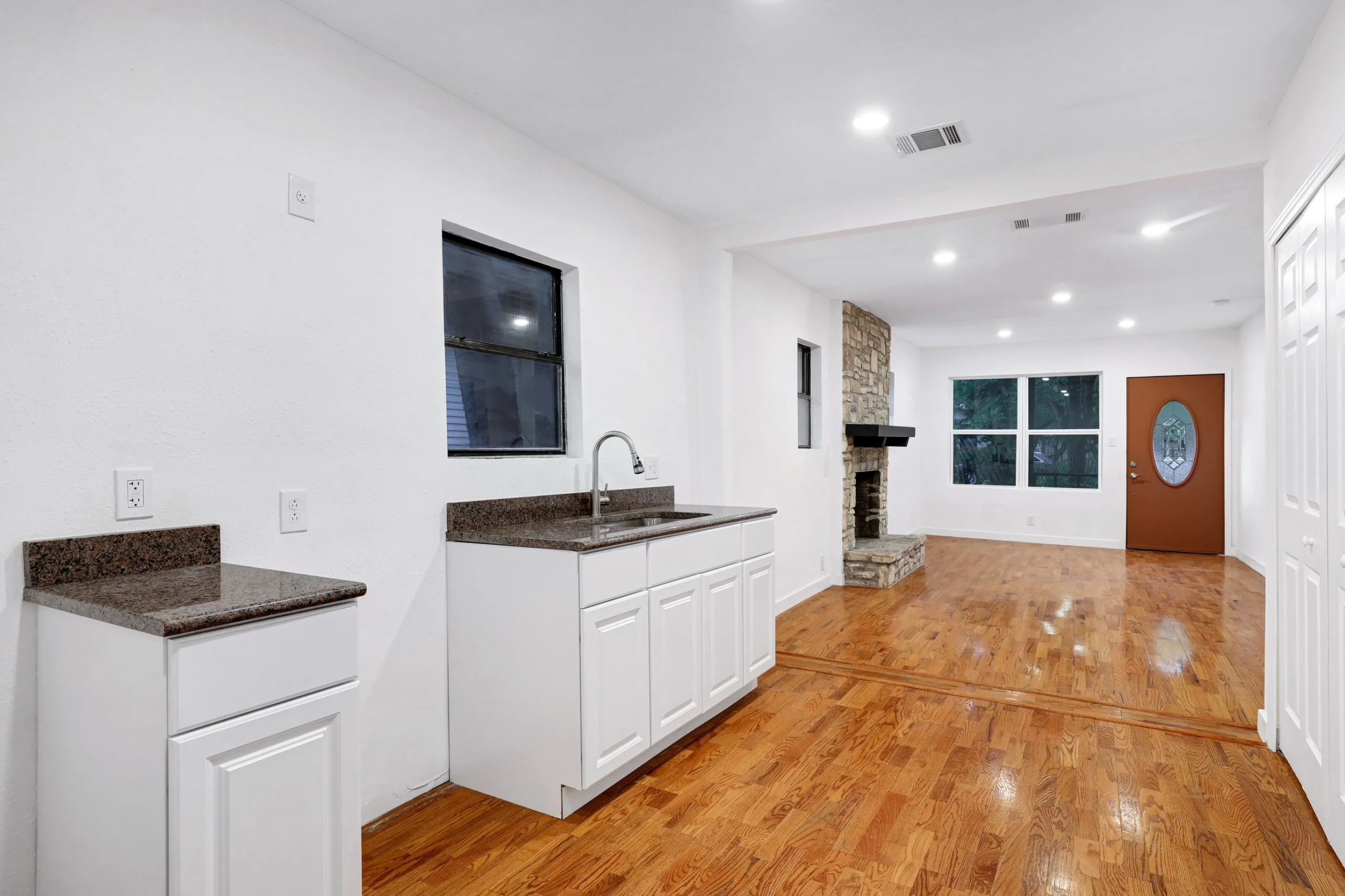1920 Leal St
