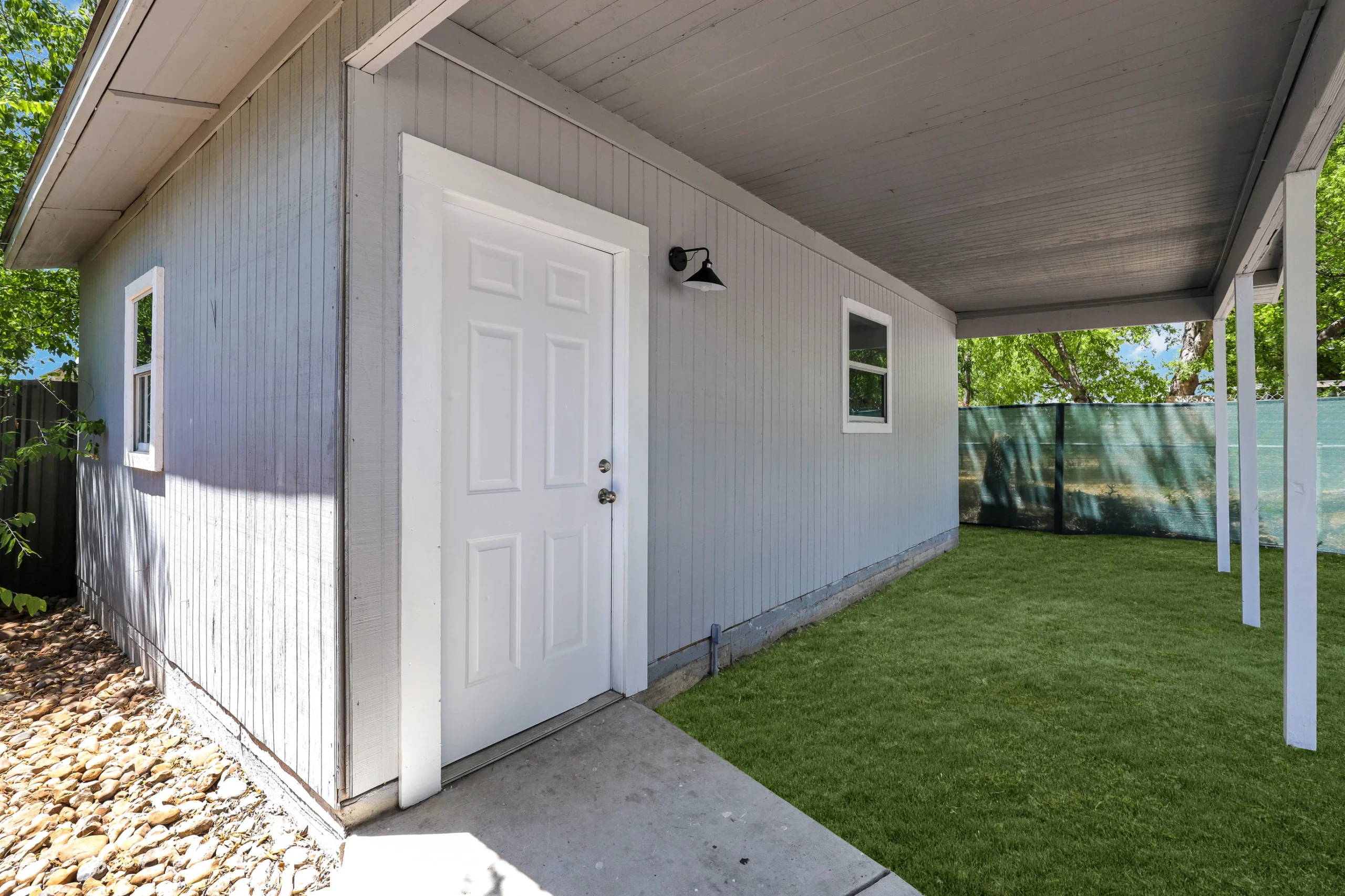 3122 Cesar Chavez