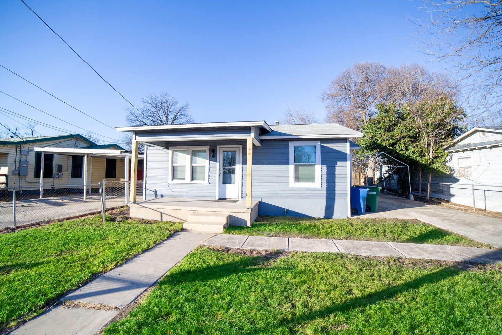2731 Menchaca St, Unit B