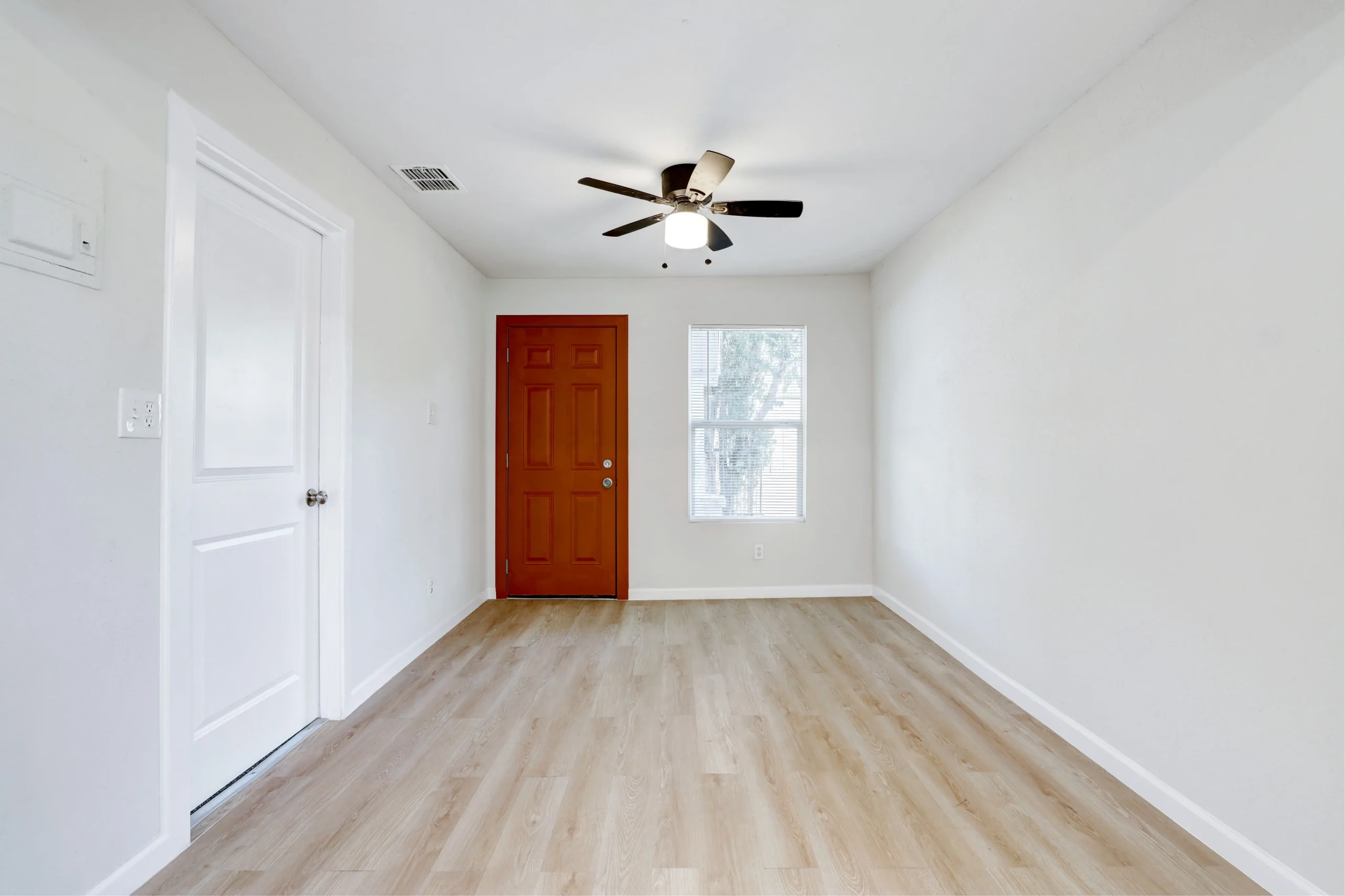 3122 Cesar Chavez