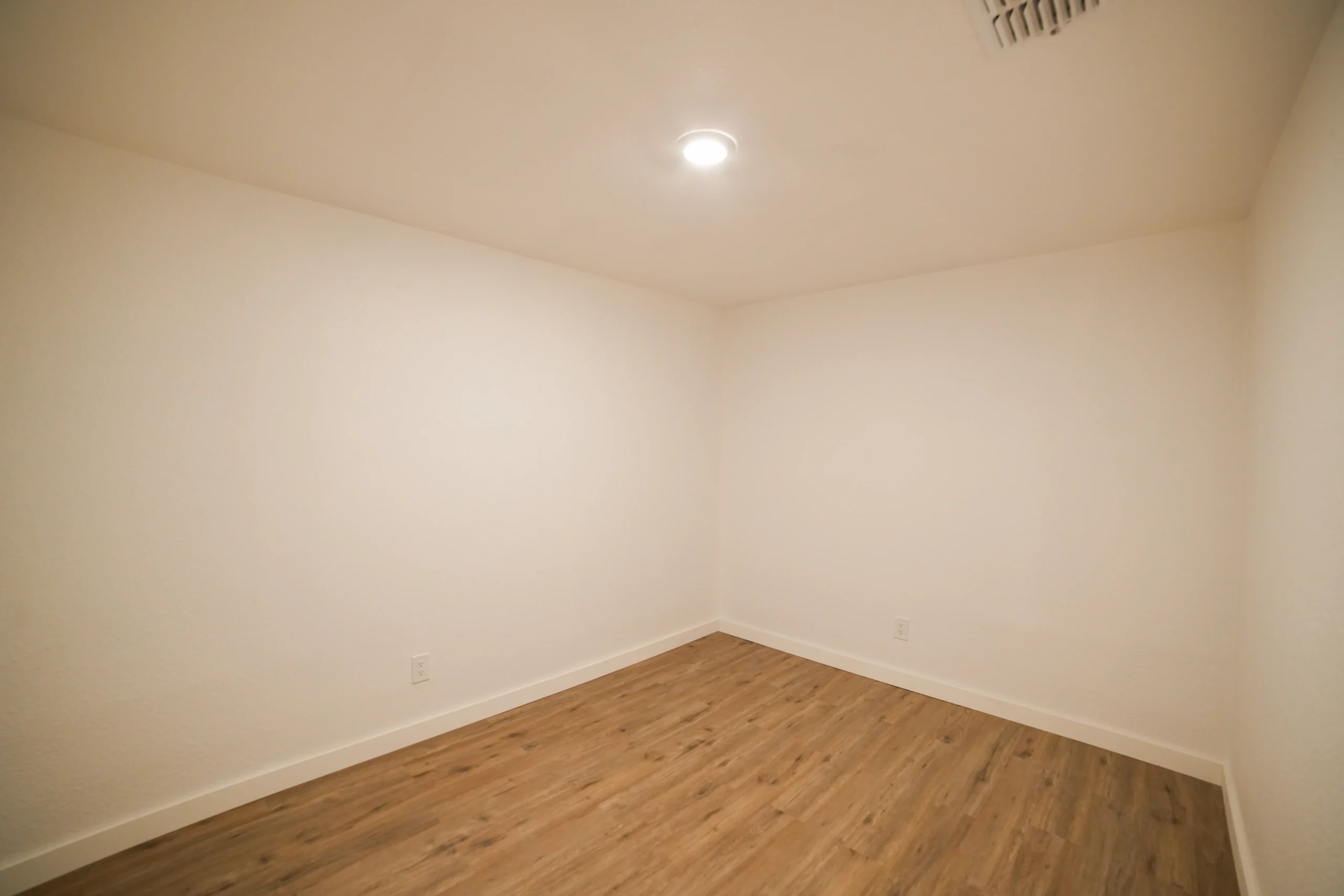 1702 McCauley (12)