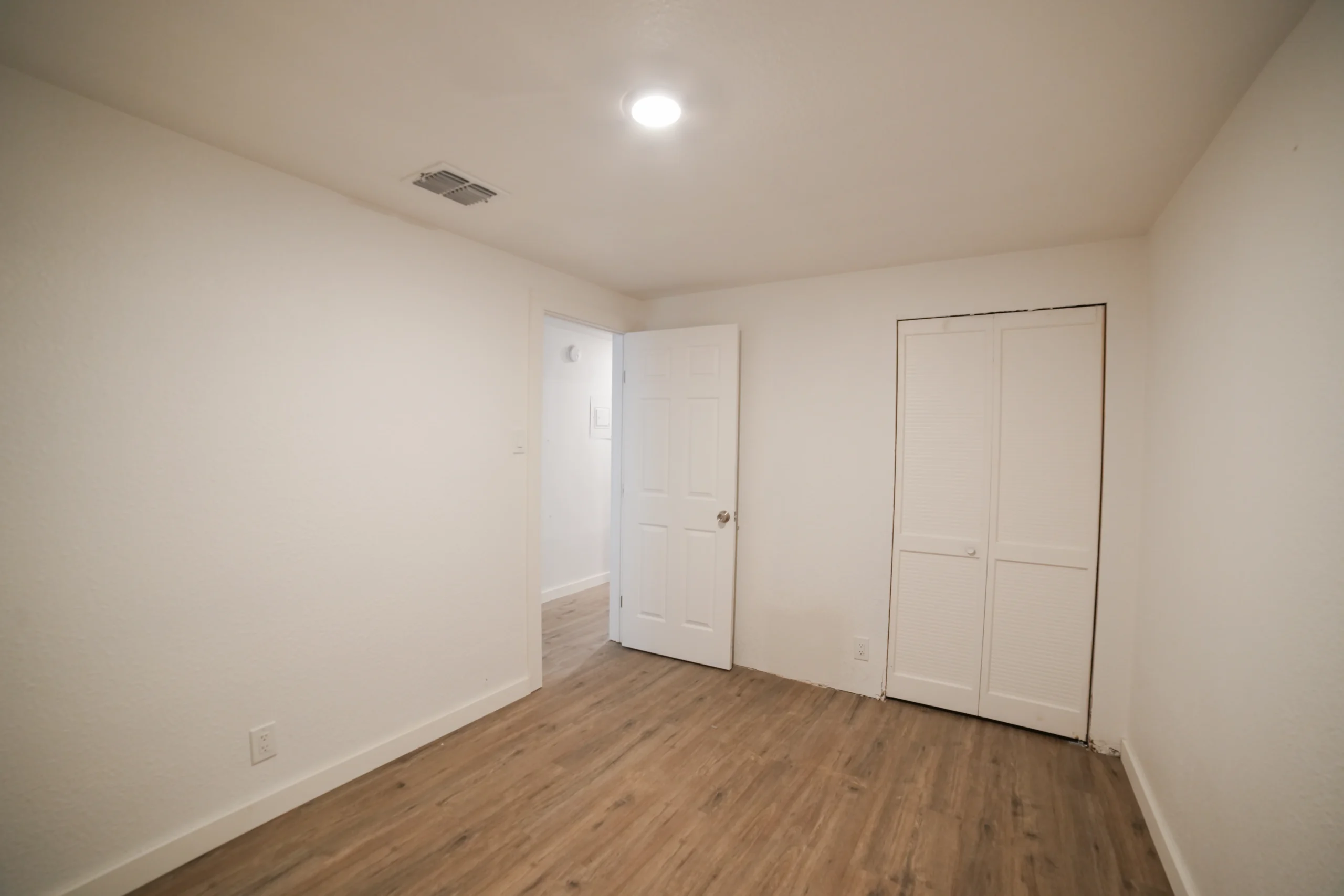 1702 McCauley (14)