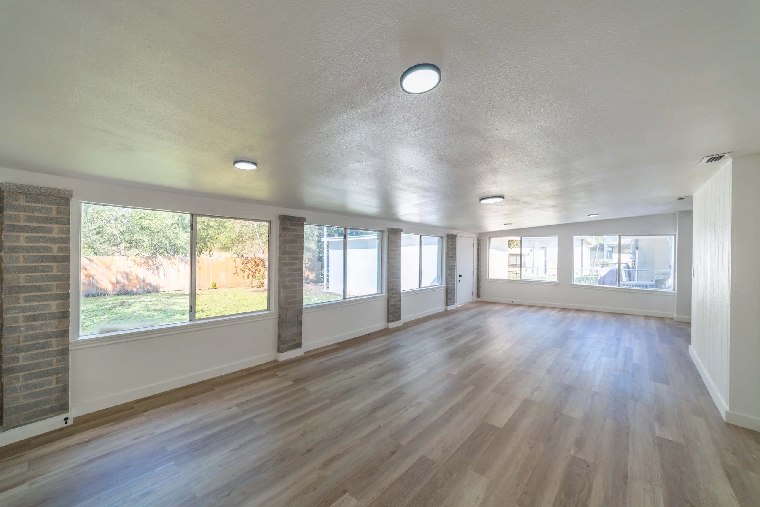 219 SW (19)