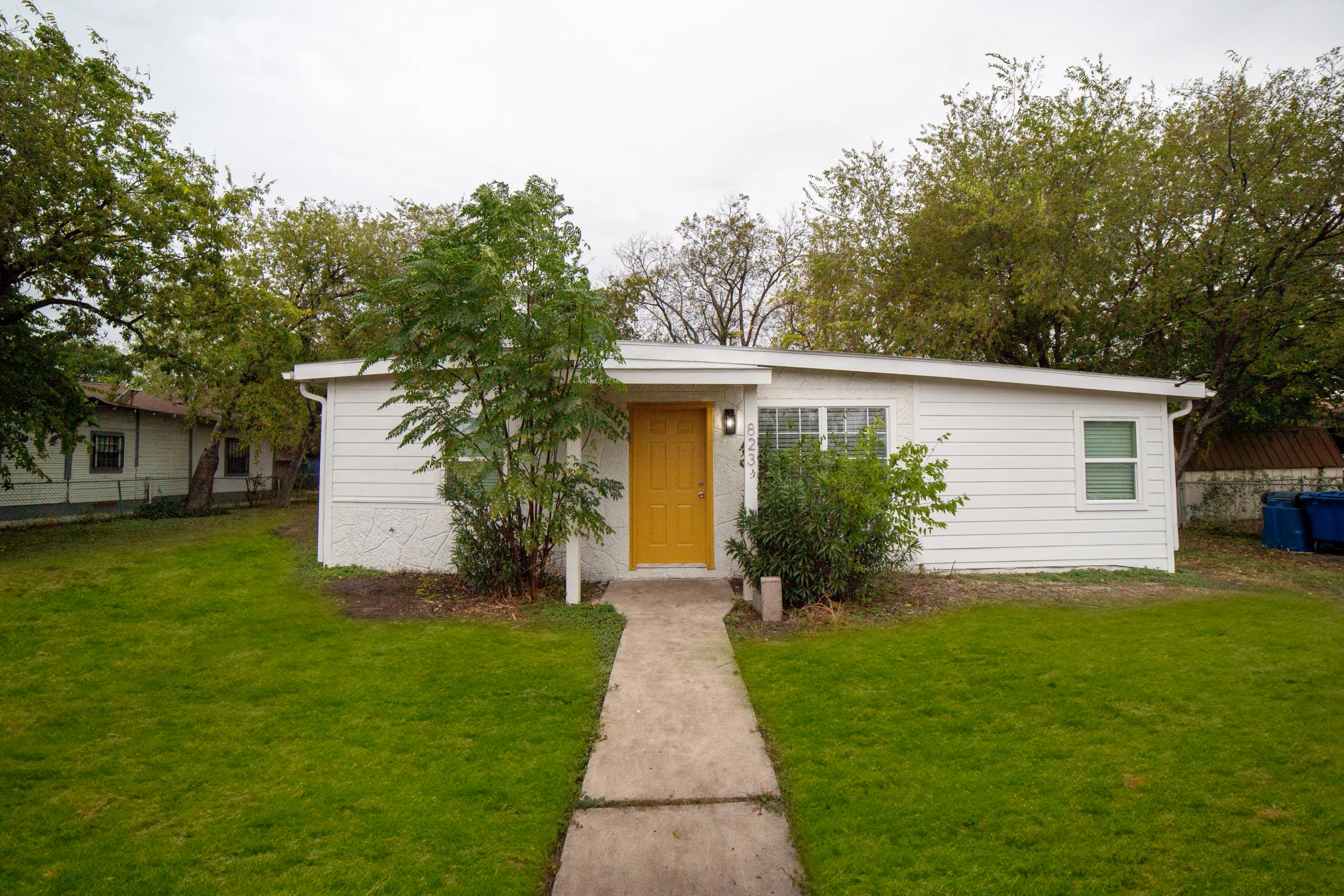 823 N Trinity (1)